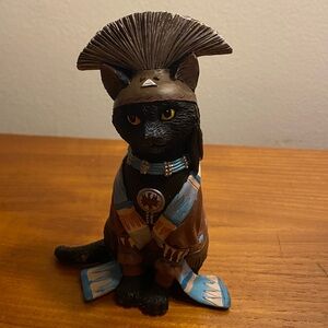Hamilton Collection  “Feathers and Furrs” Cat Figurine 4”
